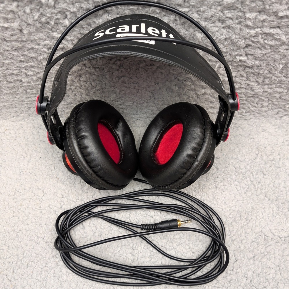 Scarlett HP60 MkII Studio Headphones Closed Back Over-Ear Black Red 3.5mm Jack